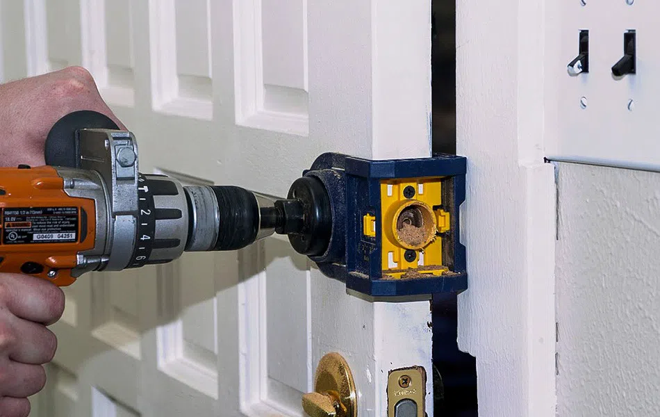  Brighton Locksmith Store Brighton, MA 617-449-7651